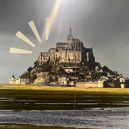 Beau Loft Room Proche Mont Saint Michel Jaccuzi Illimite En Plein Centre Авранш Екстериор снимка
