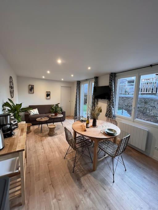 Beau Loft Room Proche Mont Saint Michel Jaccuzi Illimite En Plein Centre Авранш Екстериор снимка